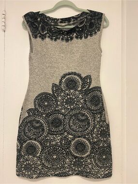 Sleeveless Gray Dress with Black Lace Motif